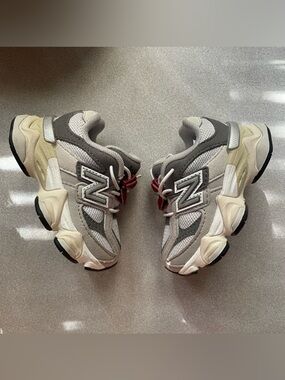 New Balance 9060 Shoes Toddler Size 4 Gray White Sneakers Boys  IV9060GY